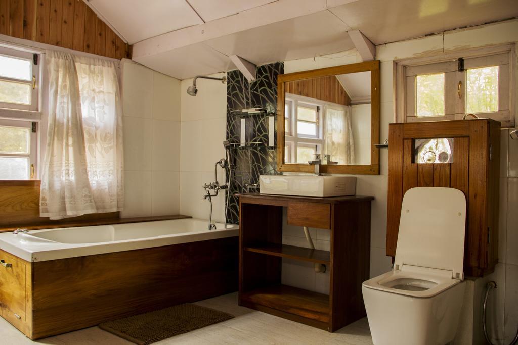 Ken And Twill Guest House Шиллонг Екстер'єр фото
