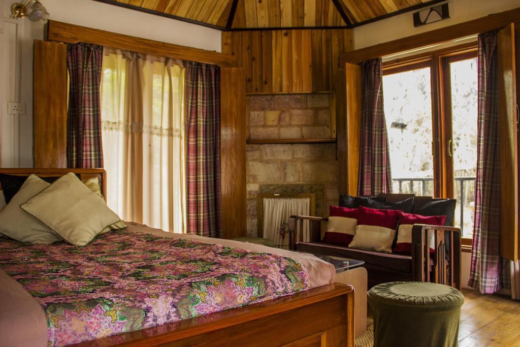 Ken And Twill Guest House Шиллонг Екстер'єр фото
