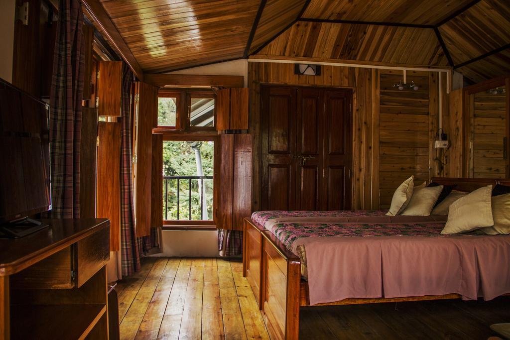 Ken And Twill Guest House Шиллонг Екстер'єр фото