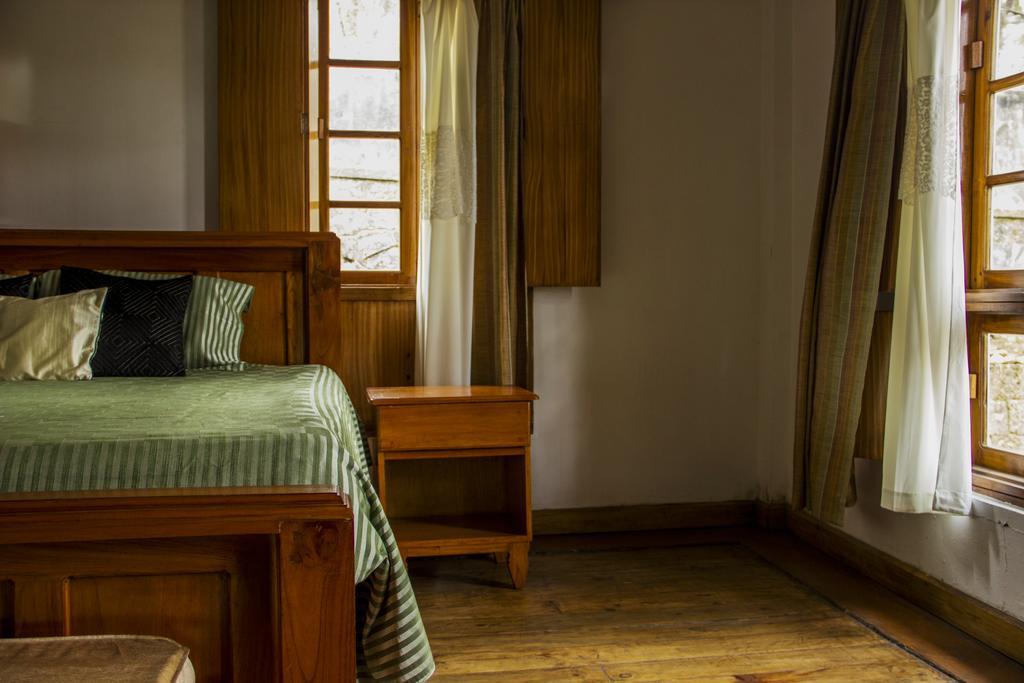 Ken And Twill Guest House Шиллонг Екстер'єр фото