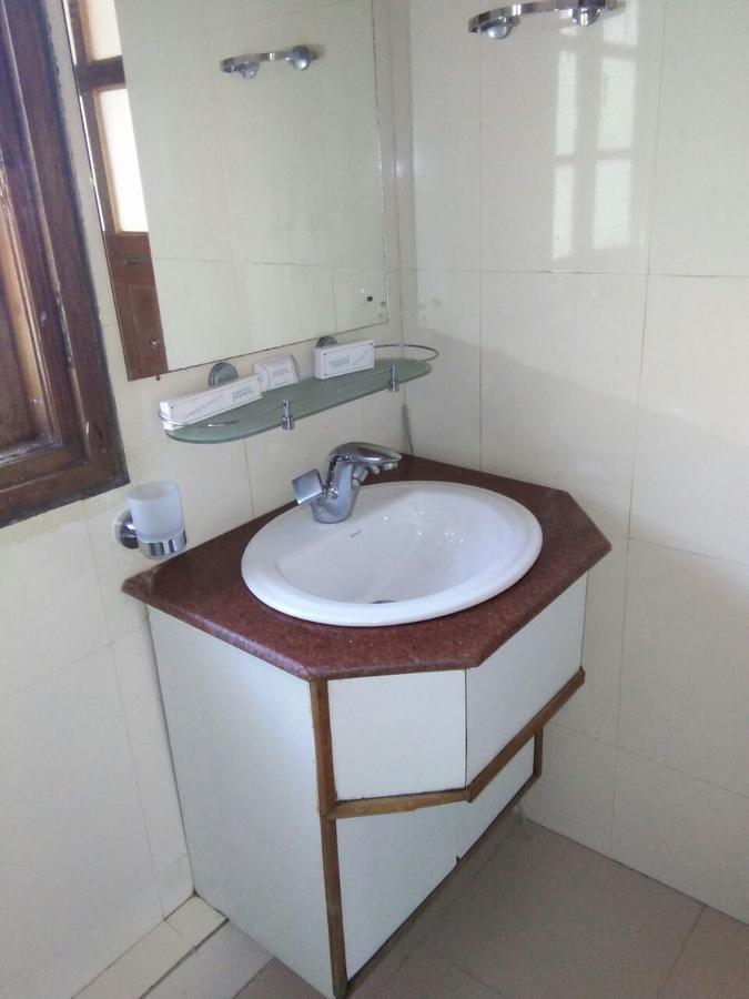 Ken And Twill Guest House Шиллонг Екстер'єр фото